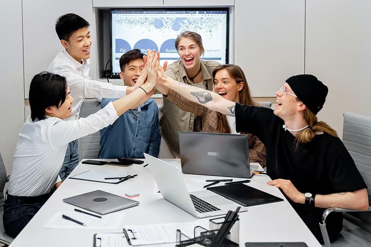 Modernización de Sistemas y Transformación Digital con Rosaniks.